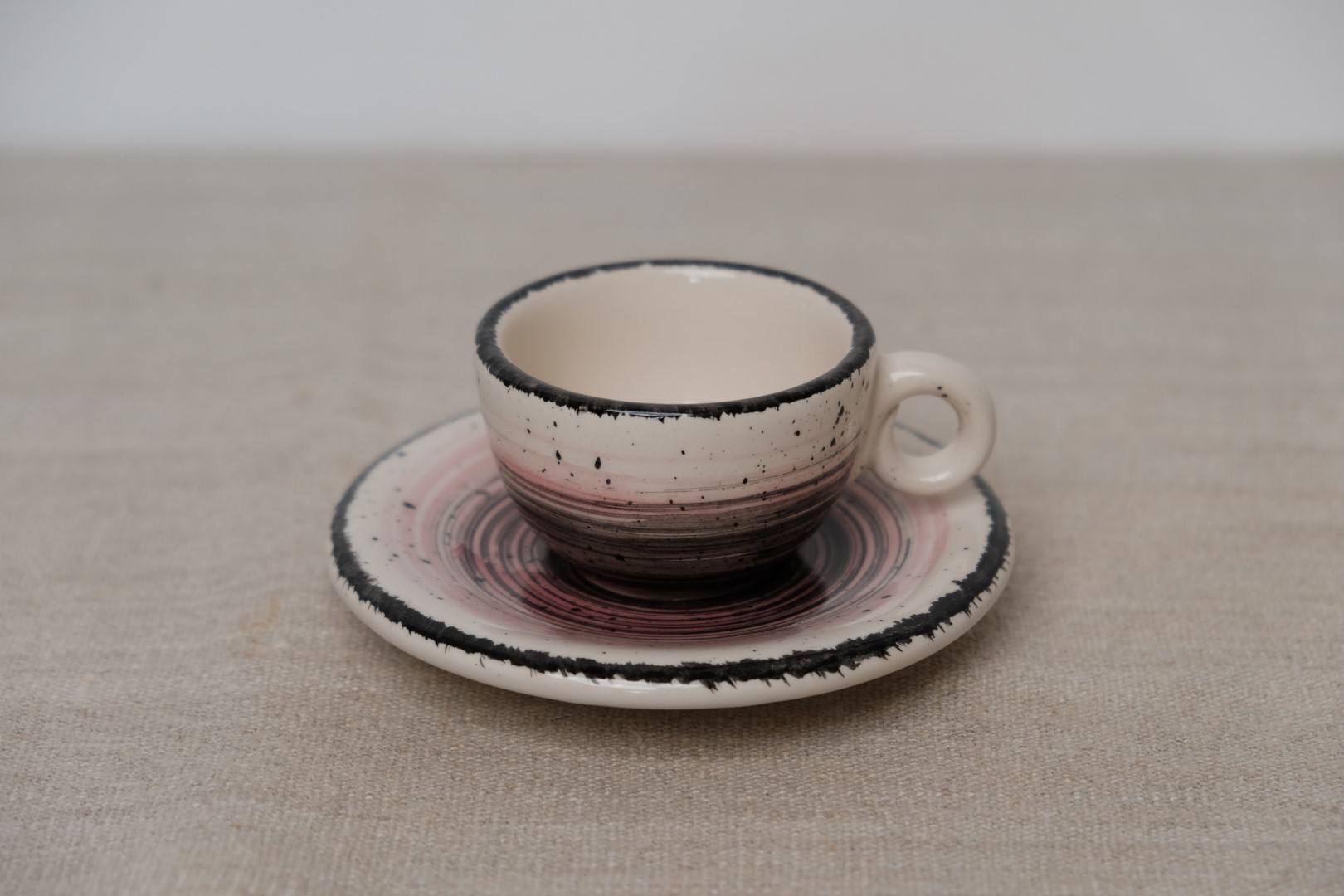 Skodelica za črno kavo s podstavkom - slika 9