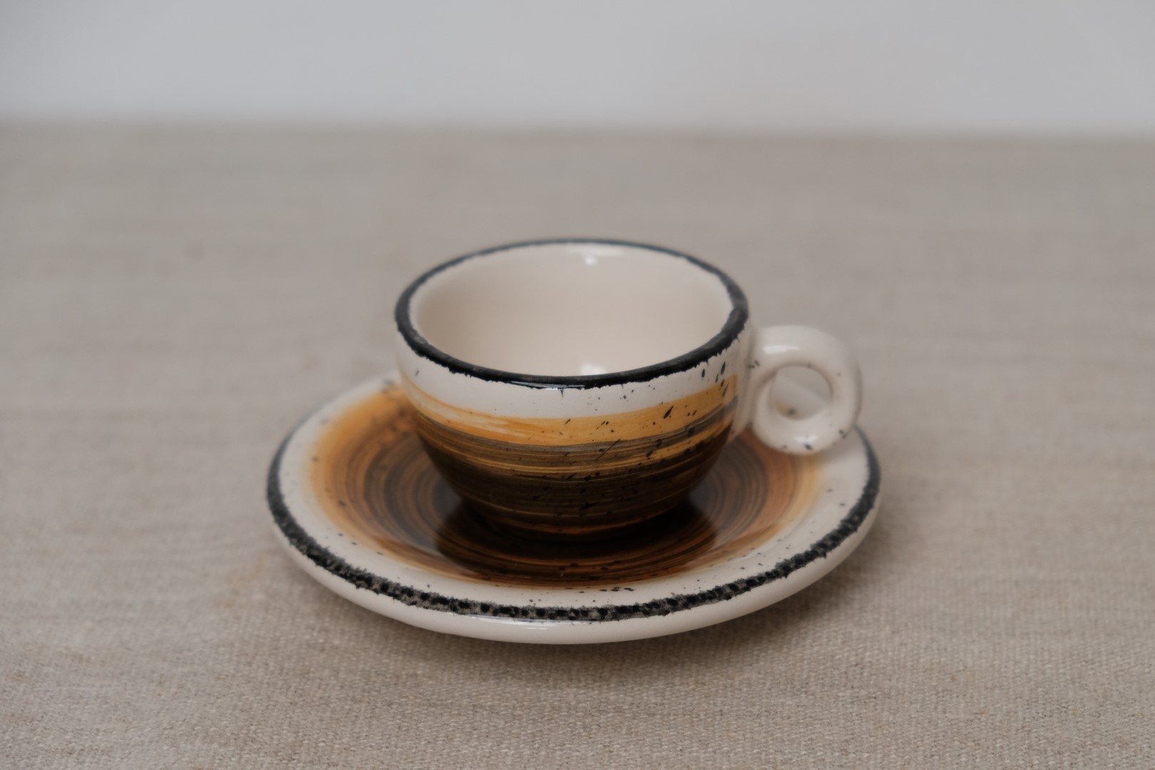 Skodelica za črno kavo s podstavkom - slika 8