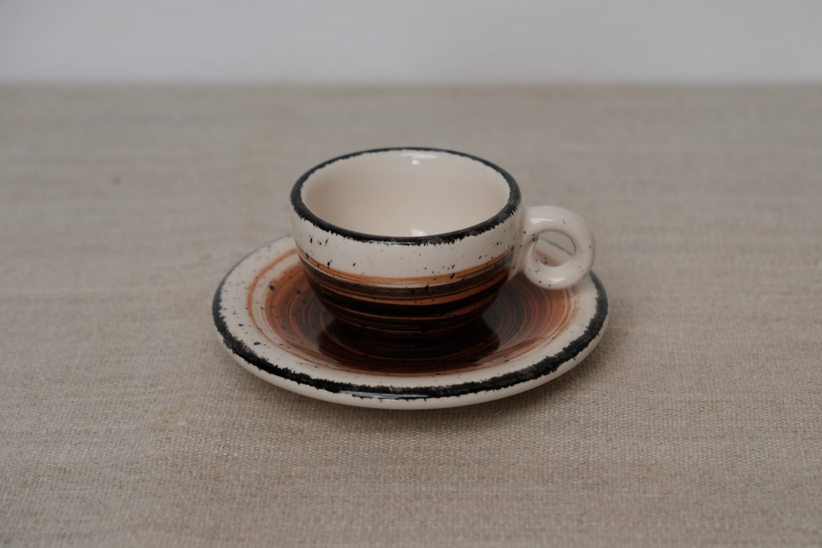 Skodelica za črno kavo s podstavkom - slika 6